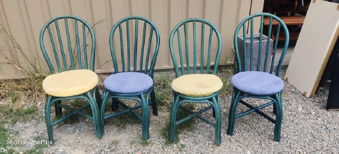 Chaise rotin dossier arrondi 50€/P