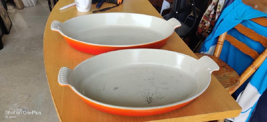 Plat ovale fonte émaillée cuisine royale