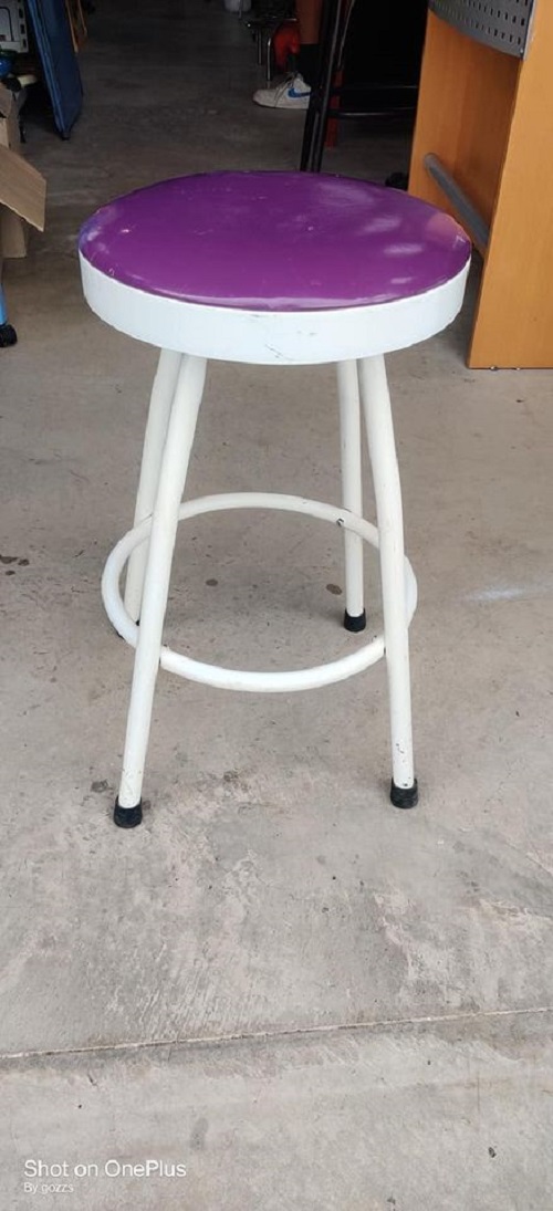 Tabouret style atelier tubulaire 65cm