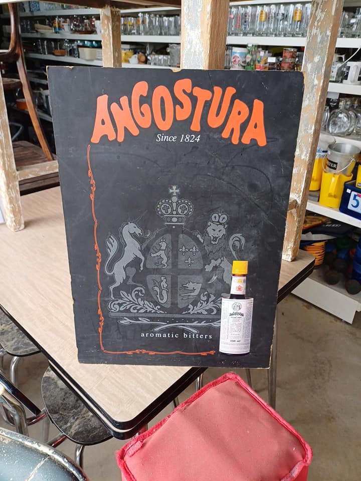 Tableau ardoise publicitaire  Angostura