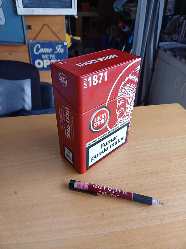 Grande boîte métal Lucky strike