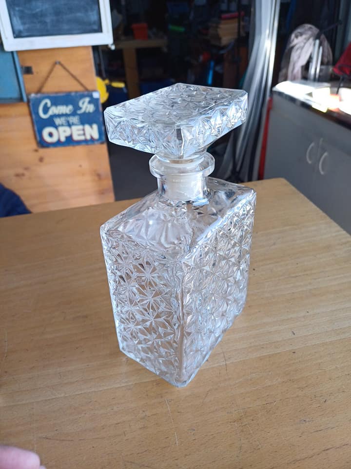 Belle carafe a whisky ou rhum