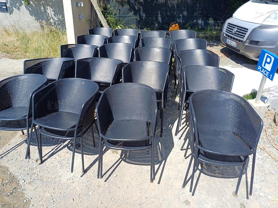 Fauteuil métal terrasse 40€ pièce