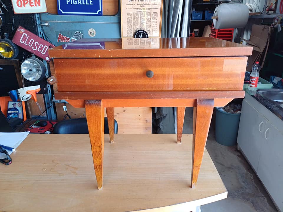 Table de nuit chevet vintage