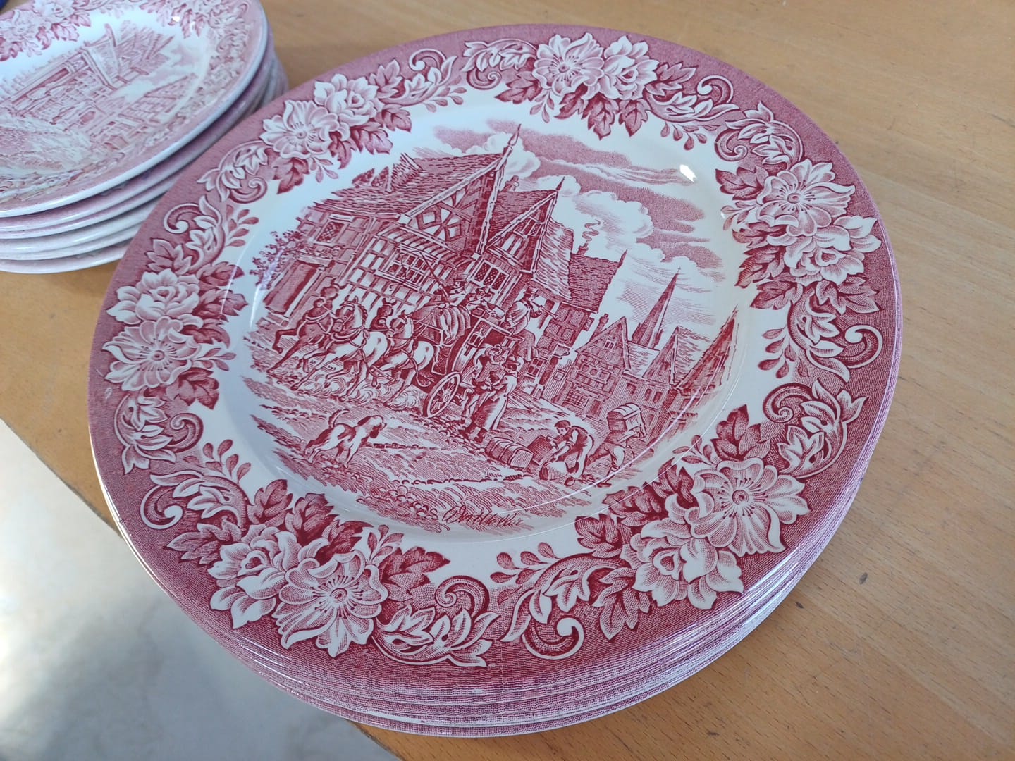 Très belles assiettes vintage ironstone english rose 24.5cm
