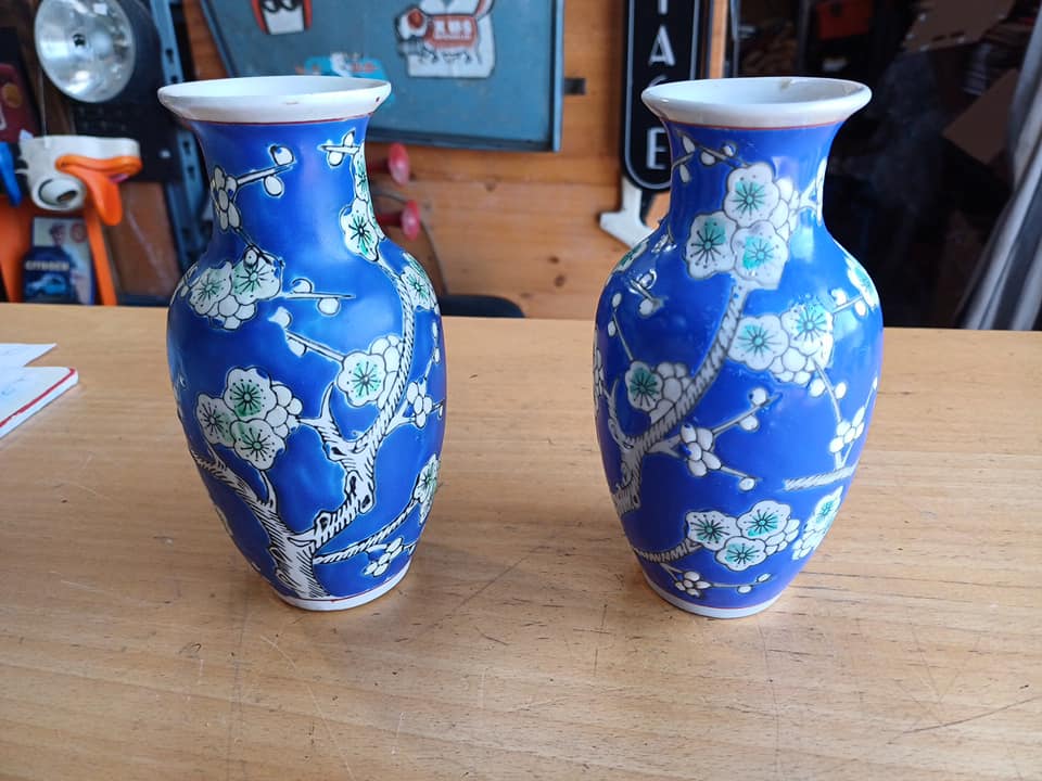 Paire de vase asiatique vintage