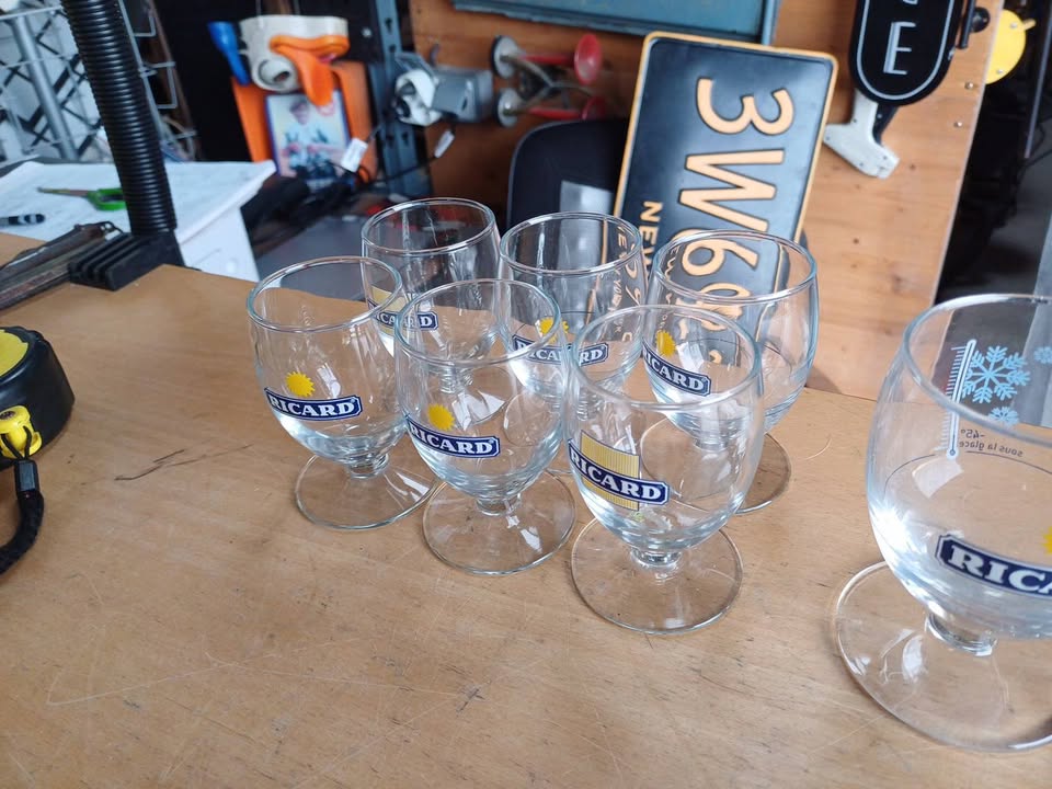 6 verres momie ricard  Le petit ballon  Bon état, ils ne sont pas identique