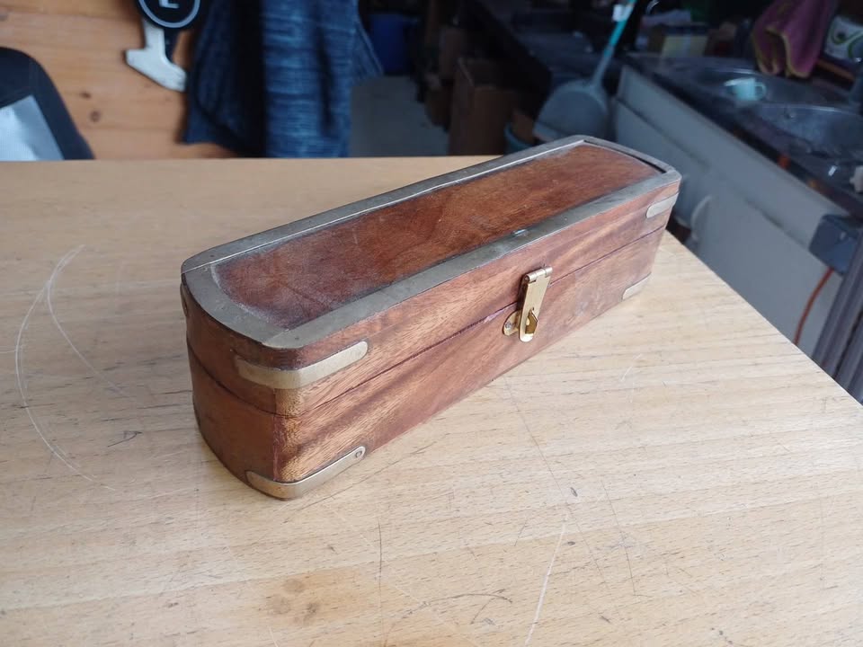 Ancien plumier bois et laiton Écritoire