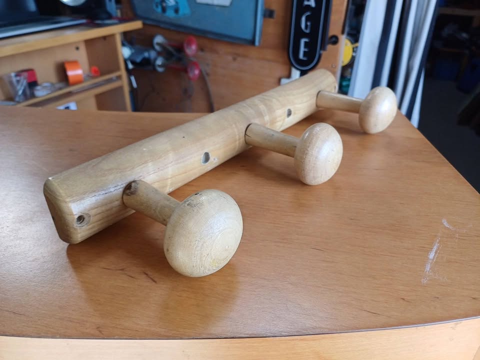 Porte manteaux bois 3 patères