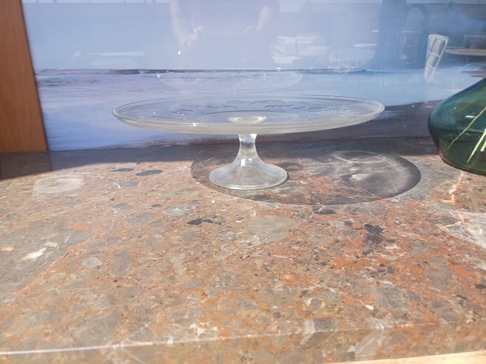 Plat à gâteau tarte sur pied verre