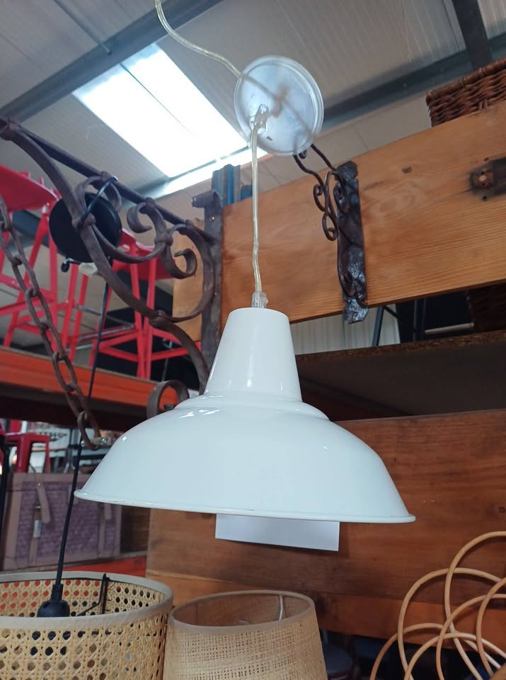 Suspension industrielle metal