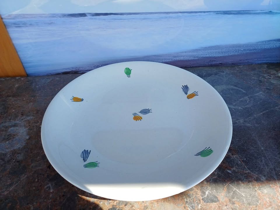 Plat rond 30cm Gien franklin 1960