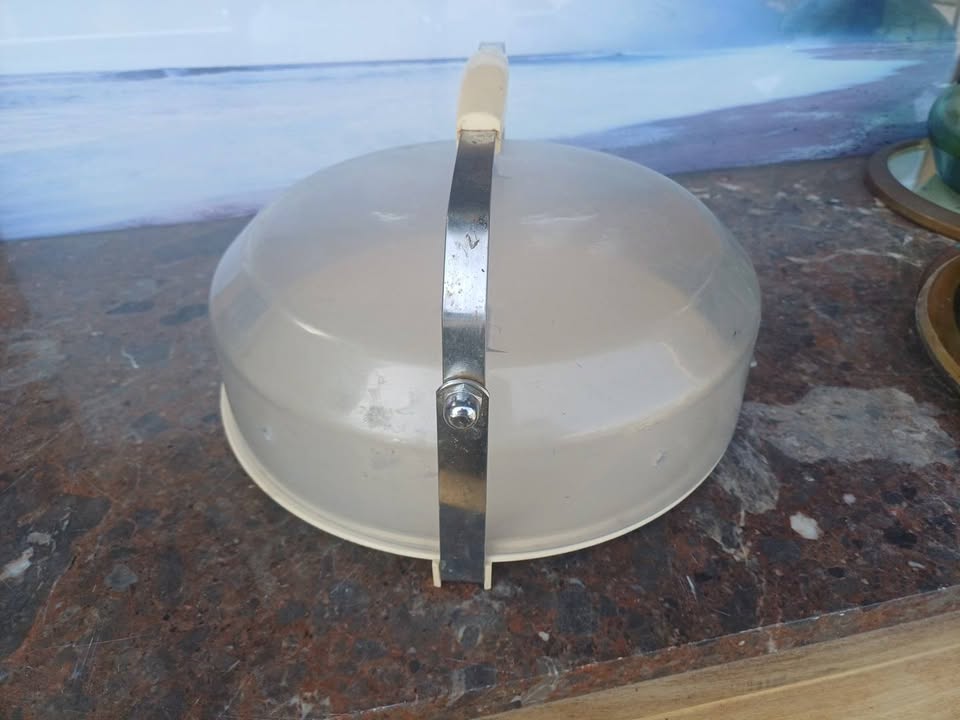 Cloche à fromage ou gâteau