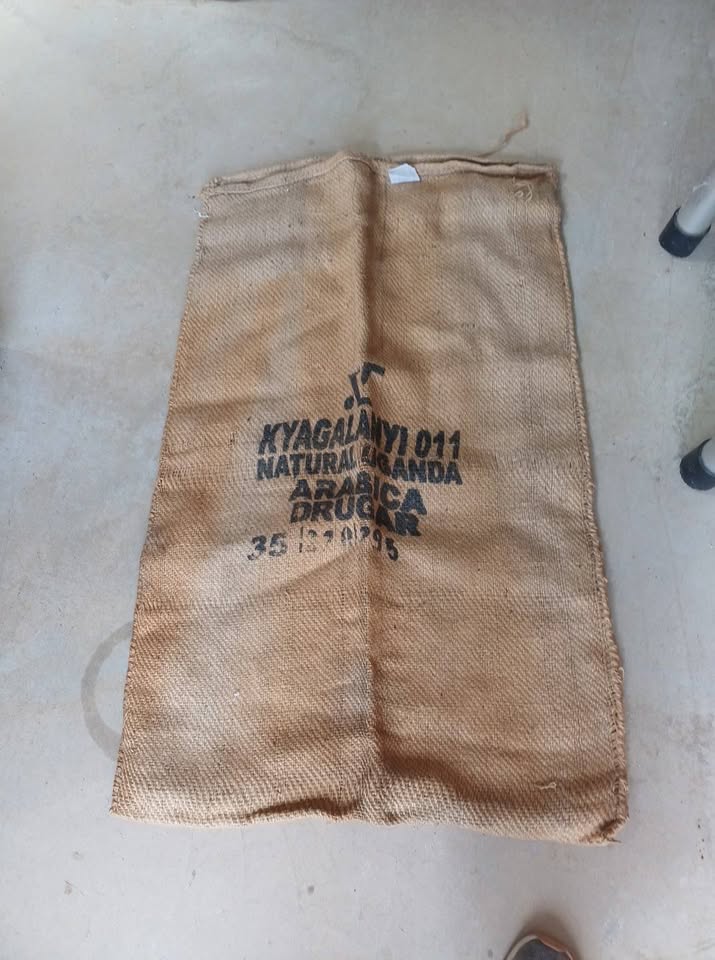Ancienne toile de jute café 65x110cm sac à café import 10€ pièce 6 disponibles