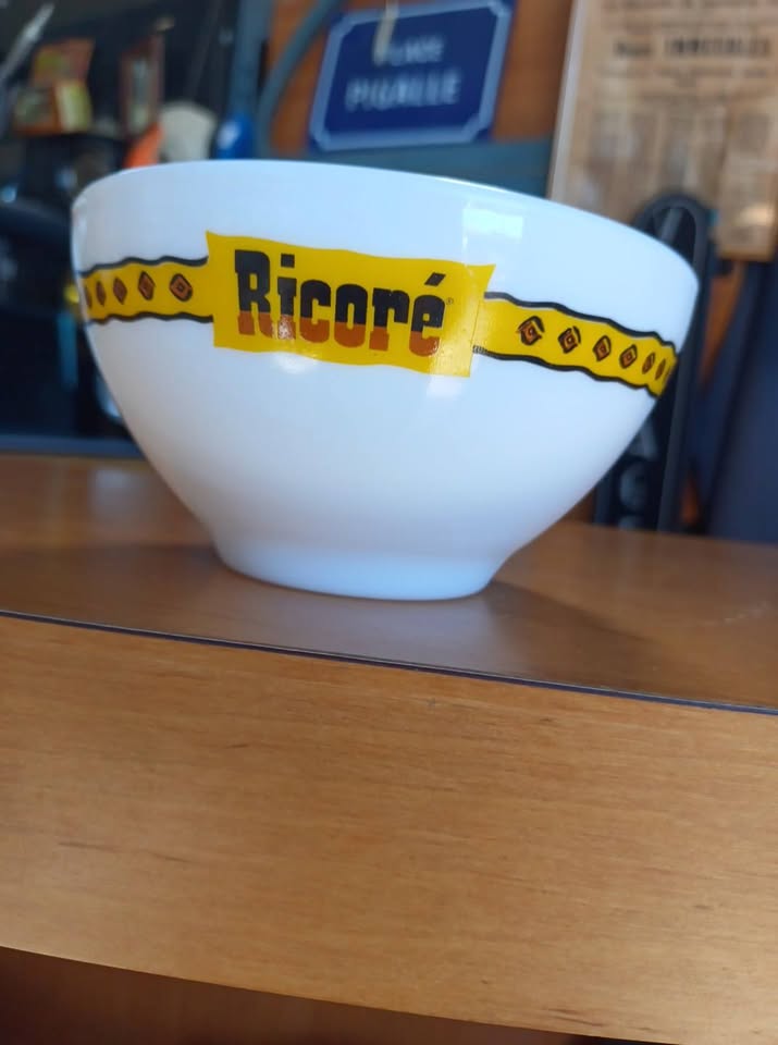 Bol vintage arcopal ricoré
