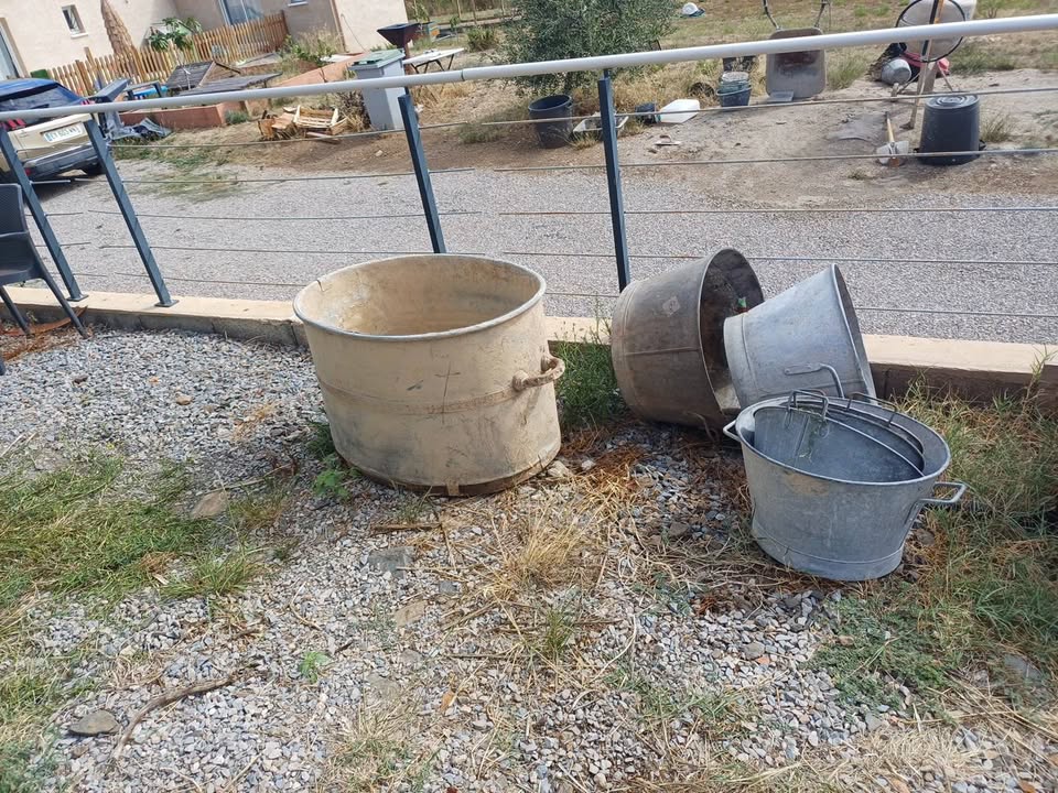 Ancien gros bac galva zinc