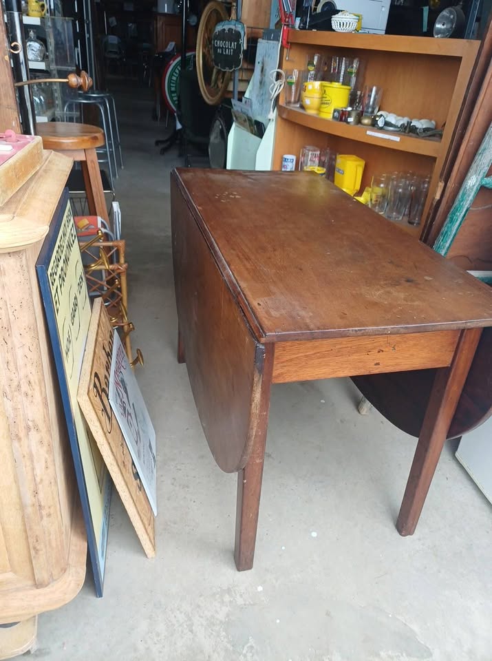 Grande table type anglaise