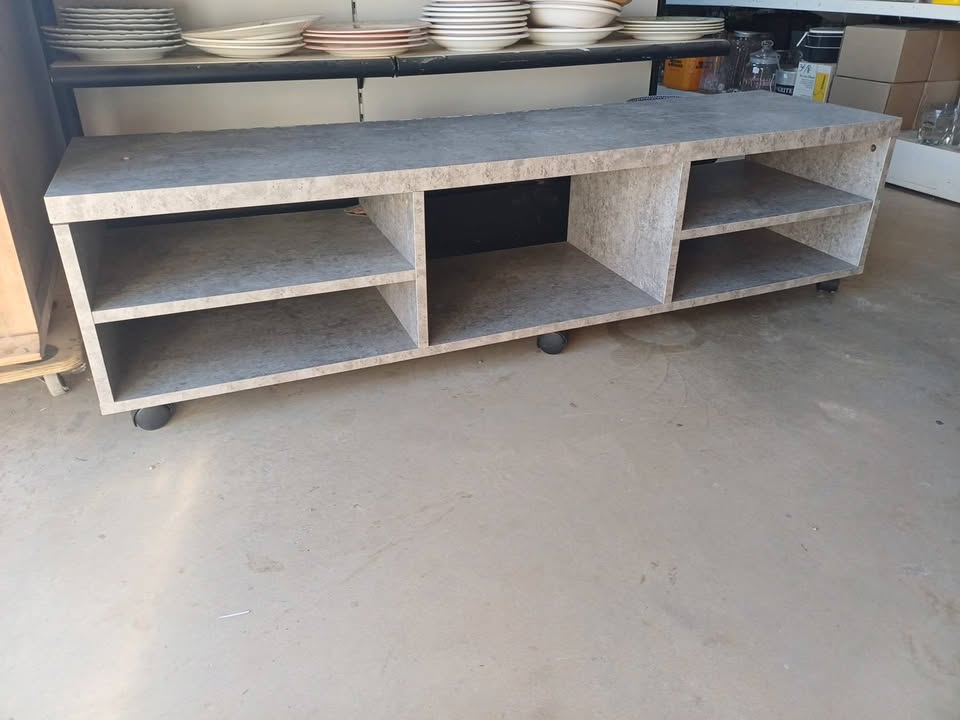 Meuble tv melaminé gris beton