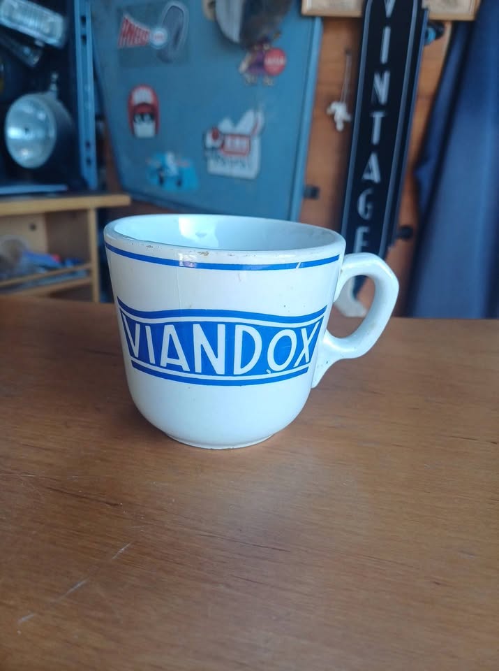 Tasse vintage viandox