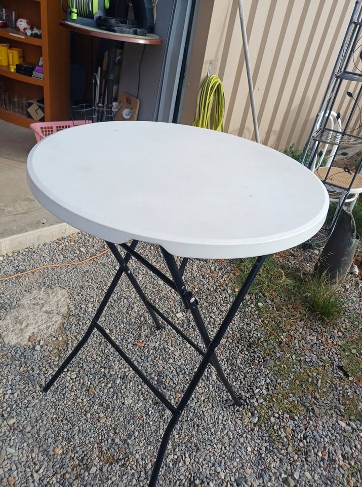 Location Table haute mange debout