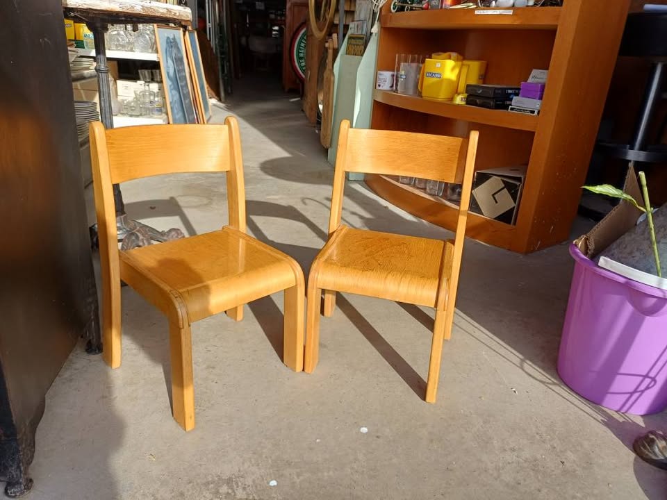 Chaise enfant scandinave vintage
