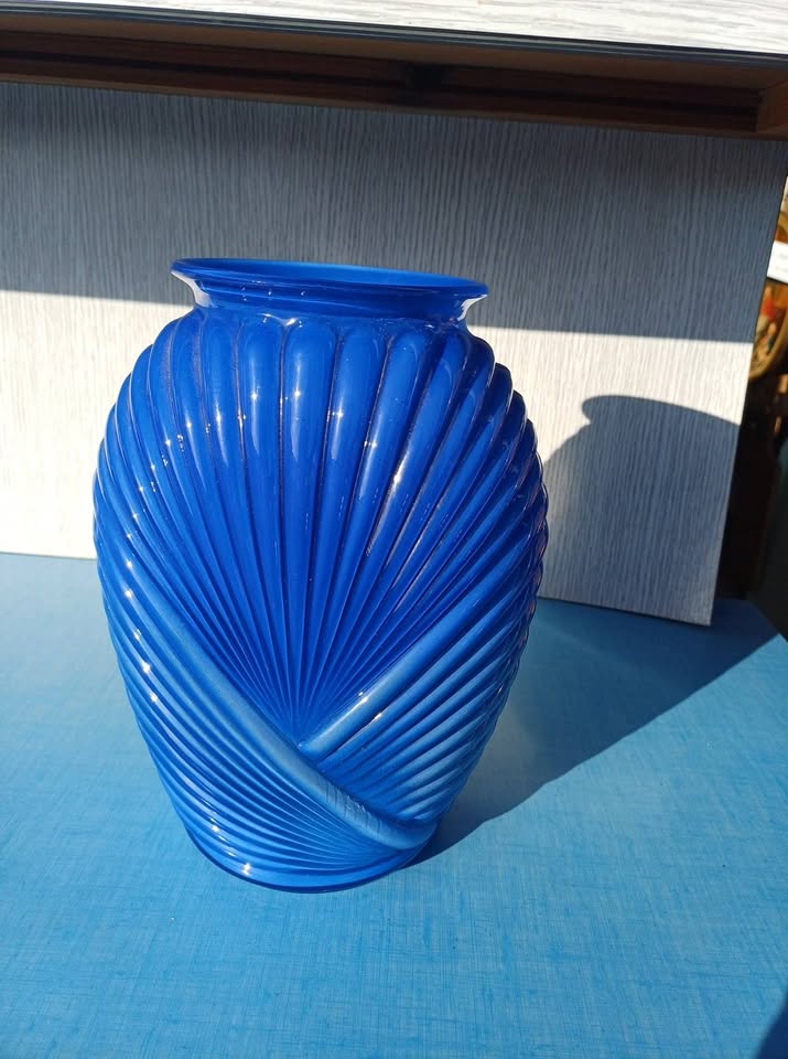 Vase art deco bleu cobalt