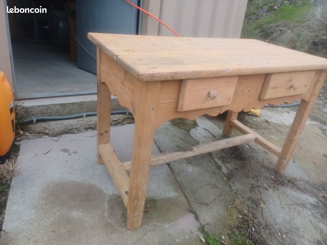 Table de ferme antique