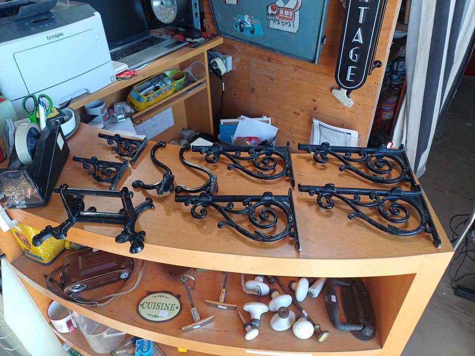 Lot Accessoires Rétro Fonte Émaillée Noire - Style Ancien / Industriel