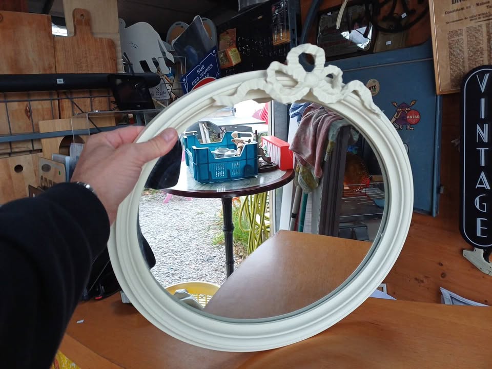 Miroir ovale vintage avec nœud décoratif - Style Louis XVI / Shabby Chic