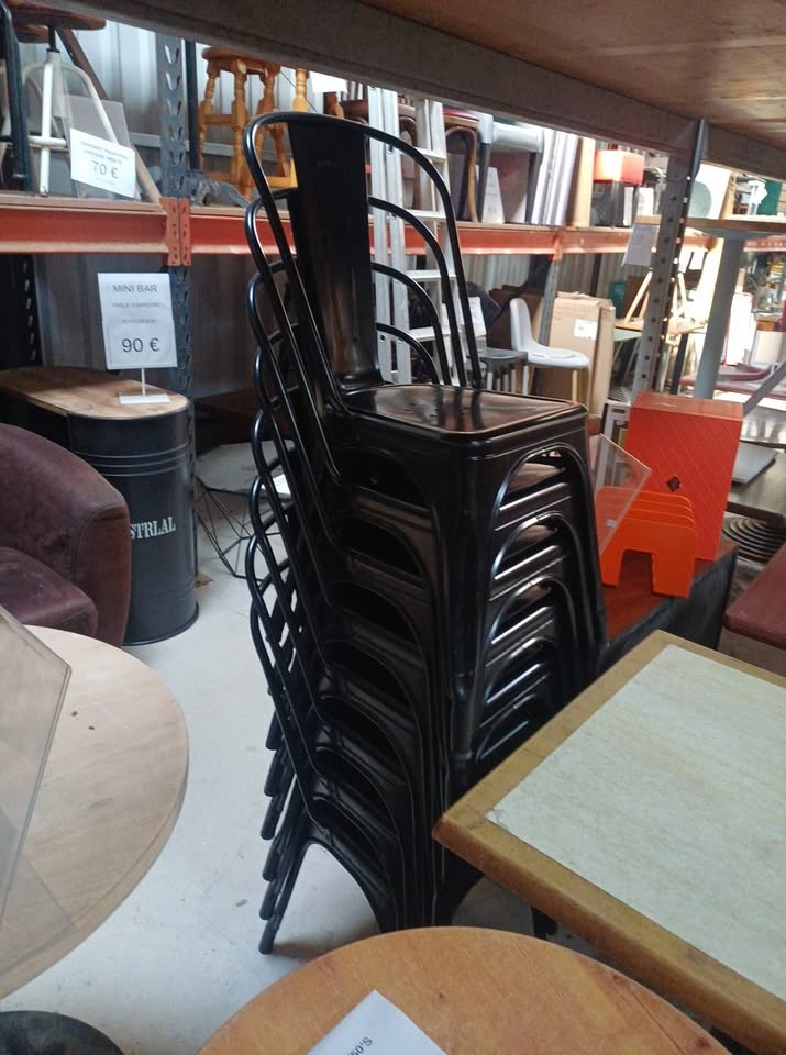 Lot Authentiques Chaises TOLIX Modèle A - Noir Mat (Par 4 ou 8)