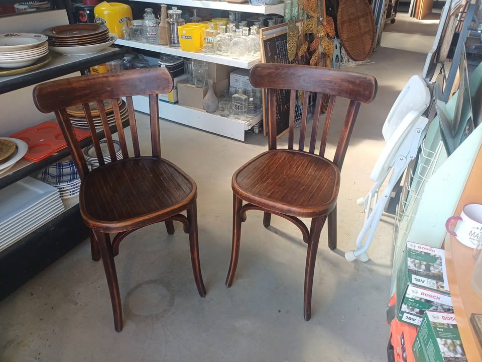 Paire de chaises BAUMANN vintage - Authentique Bistrot