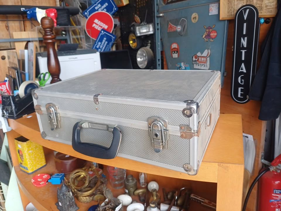 Mallette de transport aluminium robuste - Intérieur modulable