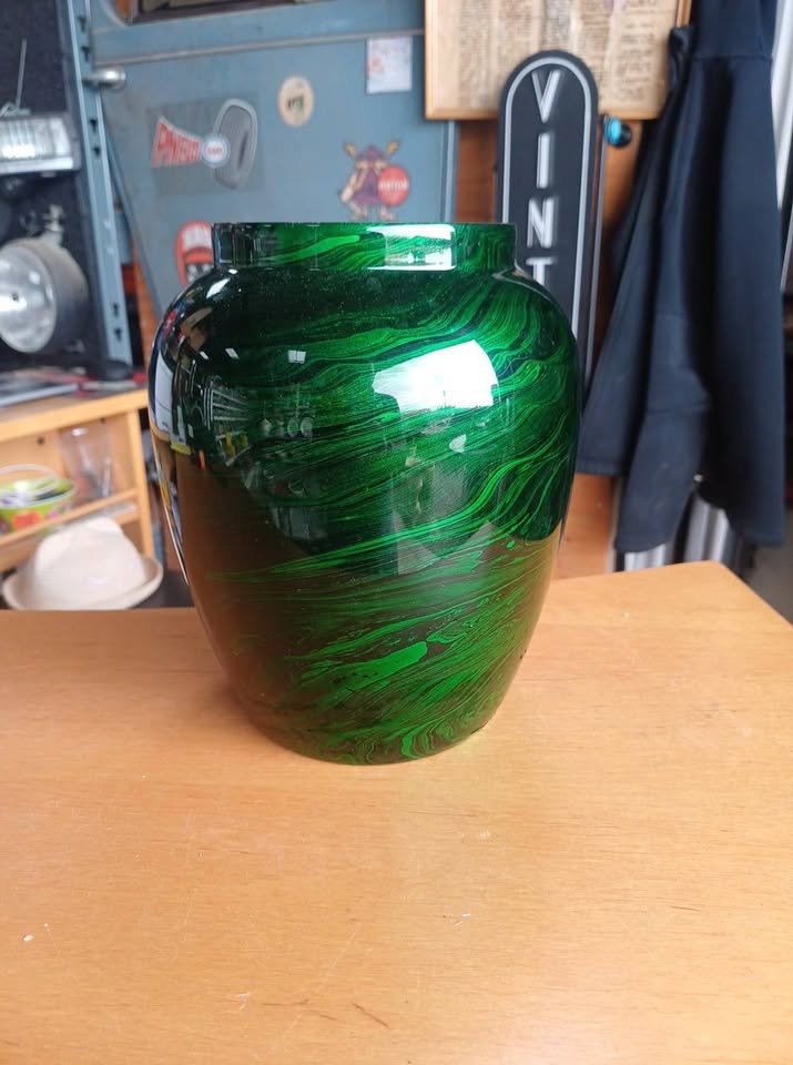 Magnifique Vase Vert Émeraude – Effet Marbré /