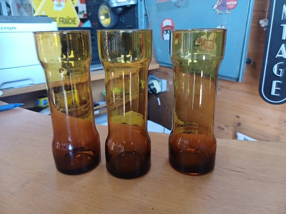 Lot de 3 verres à bière vintage en verre soufflé bullé ambré - Années 70