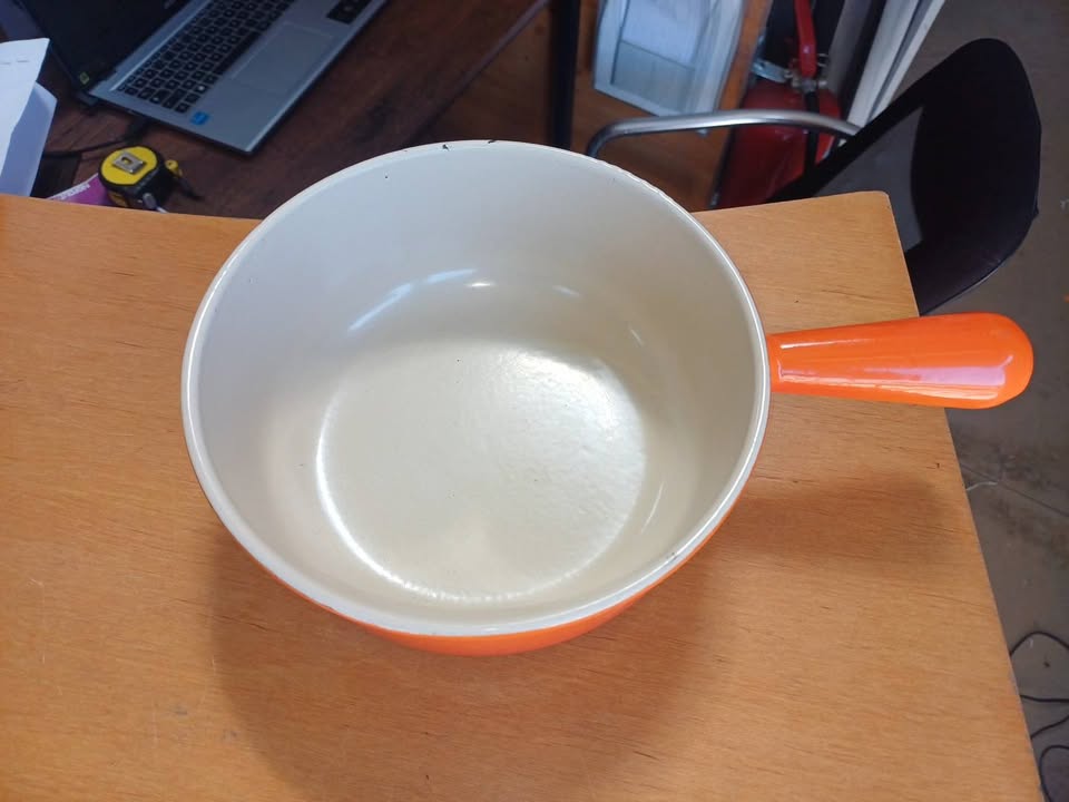 Poêlon à fondue / Cassagrain Le Creuset n°20 fonte émaillée orange vintage