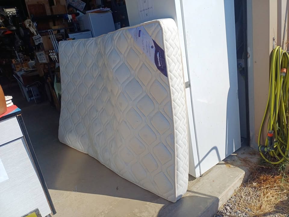 Matelas Dunlopillo 100% Latex - Modèle Obsession - État quasi neuf