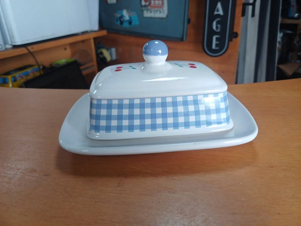 Beurrier vintage céramique « Caroline » Marie-José Vincent - Décor Vichy & Cerises