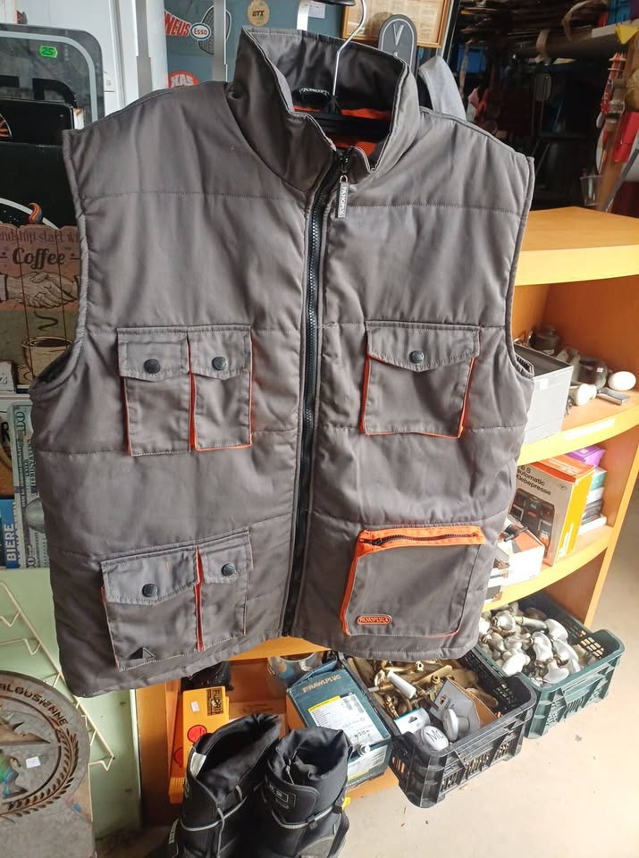 Gilet de travail sans manches matelassé Panoply (Delta Plus) – Taille XL – État neuf