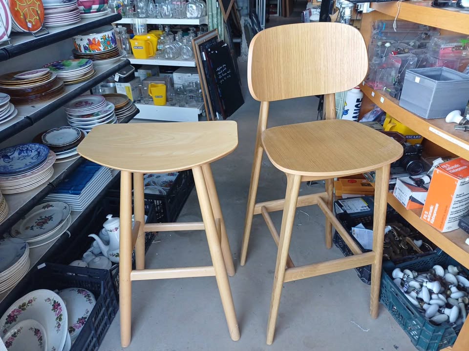 Tabourets de Bar Design Bois – Modèles d'Exposition NEUFS (Matériel Pro / Vente Unité)