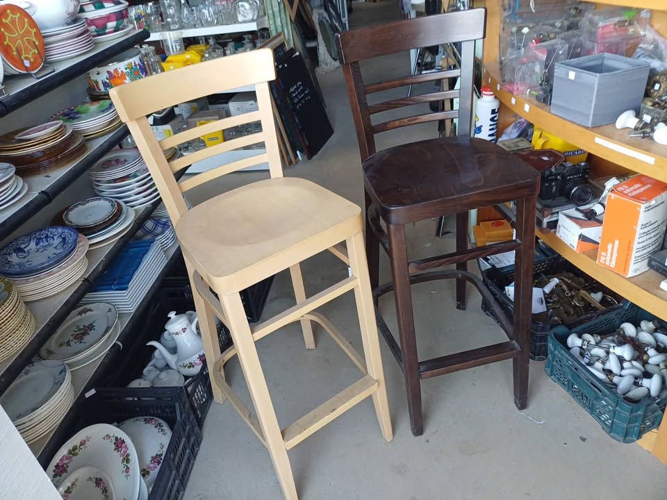 Chaise Haute de Bar Traditionnelle Bois / Bistro – Modèles d'Exposition NEUFS (Matériel Pro / Vente Unité)
