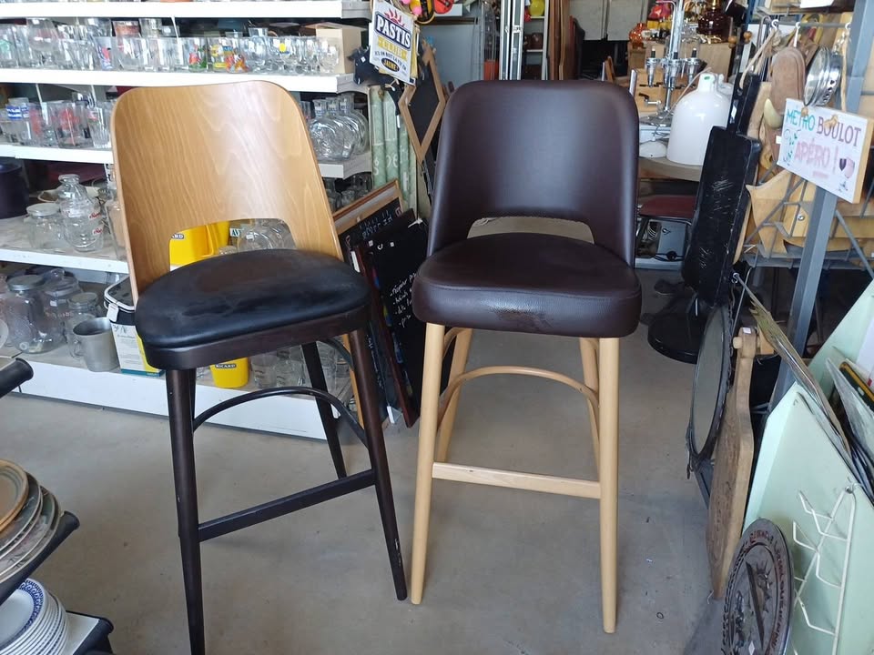 Tabourets de Bar / Chaises Hautes Confort – Modèles d'Exposition NEUFS (Matériel Pro / Vente Unité)