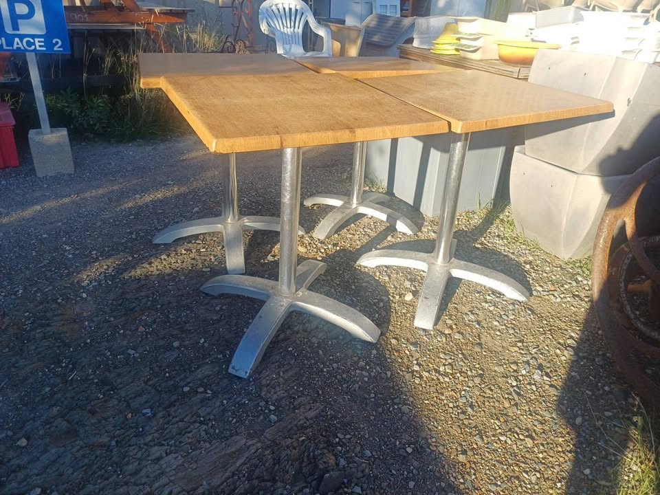 Lot de 4 tables de restaurant / terrasse bistro 60x60 cm – Pieds aluminium