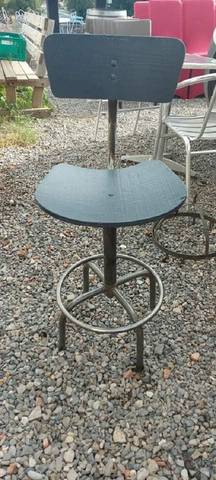 Chaise industrielle d atelier vintage