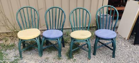 Chaise rotin dossier arrondi 50€/P