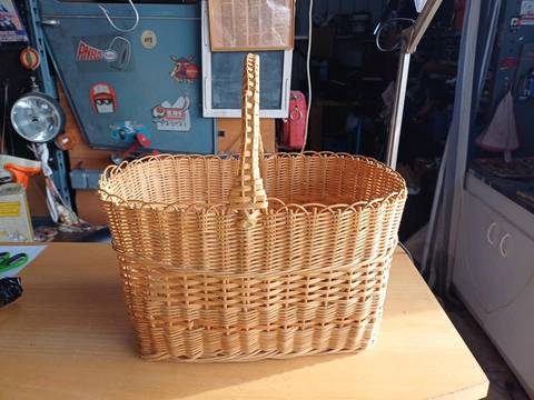 Panier osier rotin Modèle vintage