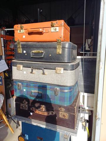 Valise ancienne pour décoration