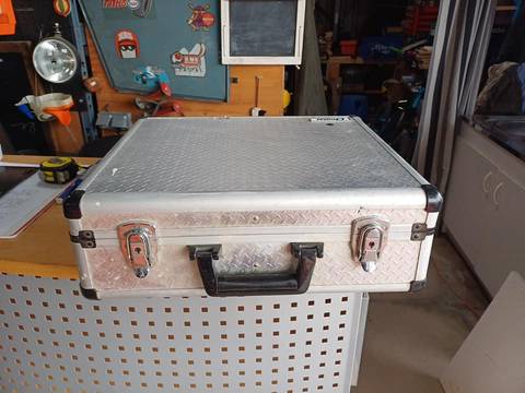 Valise poker style aluminium