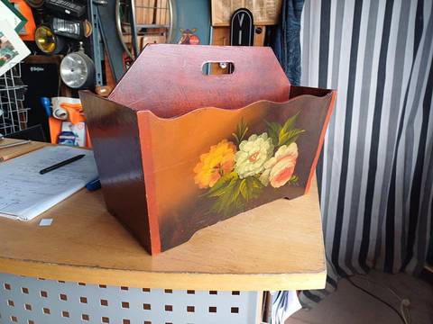 Bel porte revue vintage bois