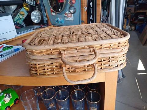 Valise vintage canisse bambou