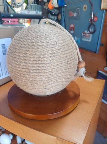 Flamingo griffoir Estrella pour Chat - Jouet à griffer pour Chat - Corde avec Plume - 24x24x23cm